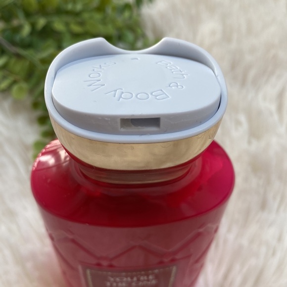 Bath & Body Works Body Lotion 💗 You’re The One - Picture 5 of 7